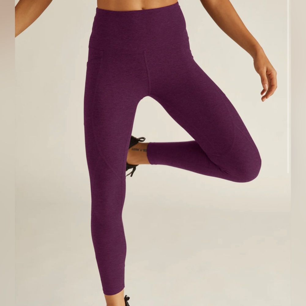 SOLD! NWT Beyond Yoga Deep Merlot Pocket Leggings
